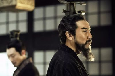 比騰訊還賺錢(qián),蘋(píng)果英特爾看它臉色,這家公司憑什么?